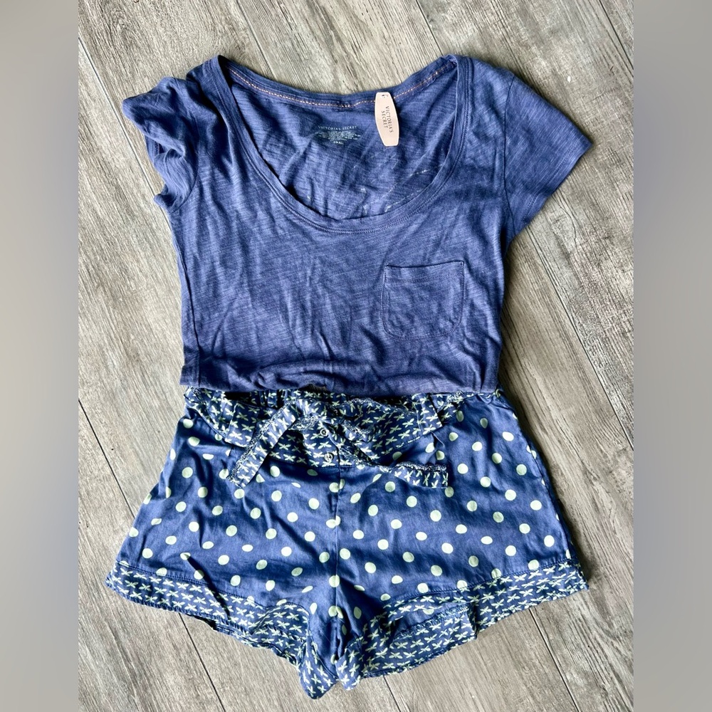 Pajama set with shirt and shorts